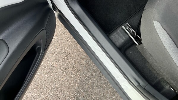 Used Toyota Aygo X 2023 for sale - 75629669: Photo 35