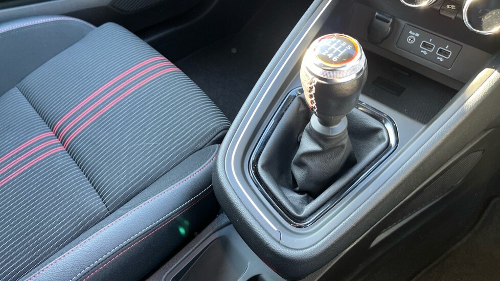 Used Renault Clio 2022 for sale - 76623647: Photo 28