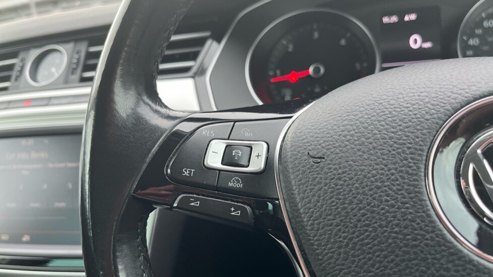 Used Volkswagen Passat 2016 for sale - 76623558: Photo 22