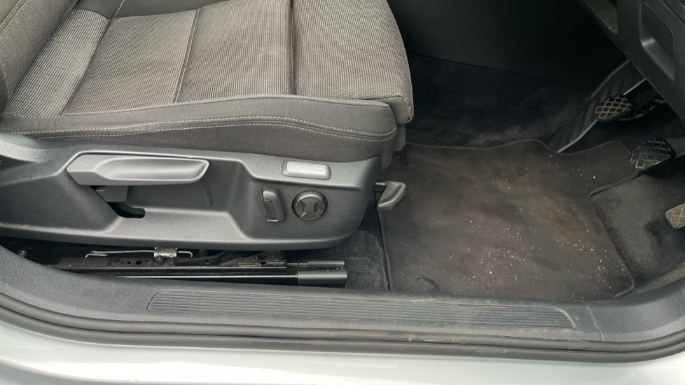 Used Volkswagen Passat 2016 for sale - 76623558: Photo 37