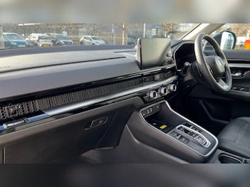 Used Honda CR-V 2025 for sale - 76652702: Photo