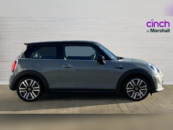 Used MINI Hatch 2022 for sale - 76709558: Photo