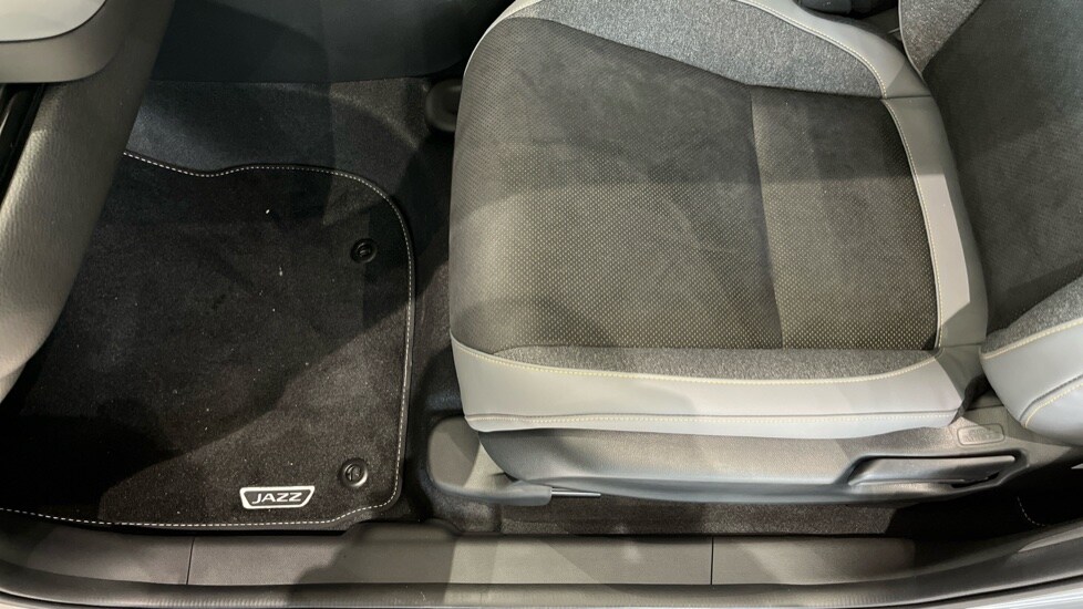 Used Honda Jazz 2025 for sale - 76161197: Photo 30