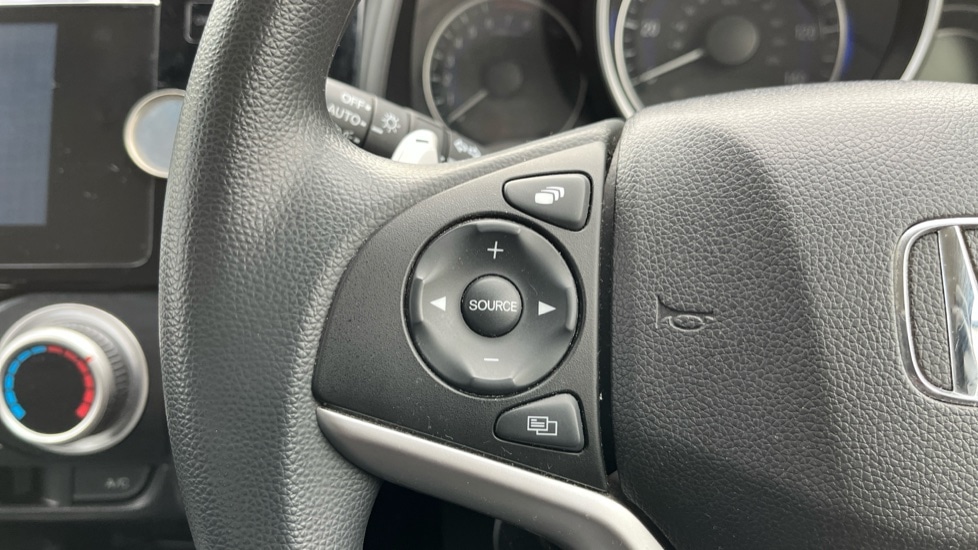 Used Honda Jazz 2018 for sale - 76668230: Photo 21