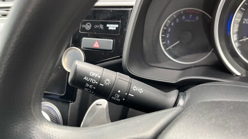 Used Honda Jazz 2018 for sale - 76668230: Photo 24