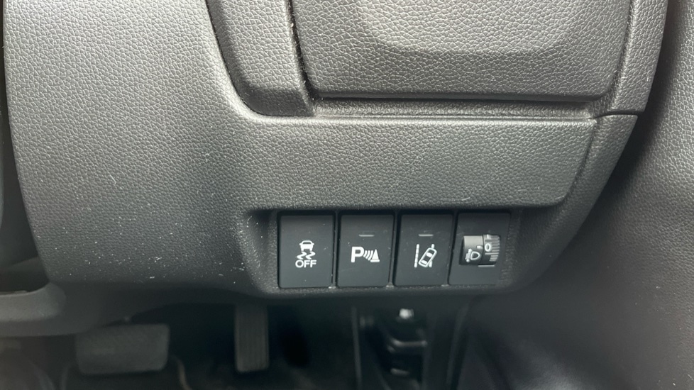 Used Honda Jazz 2018 for sale - 76668230: Photo 36