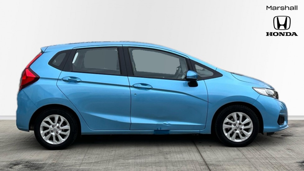 Used Honda Jazz 2018 for sale - 76668230: Photo 5