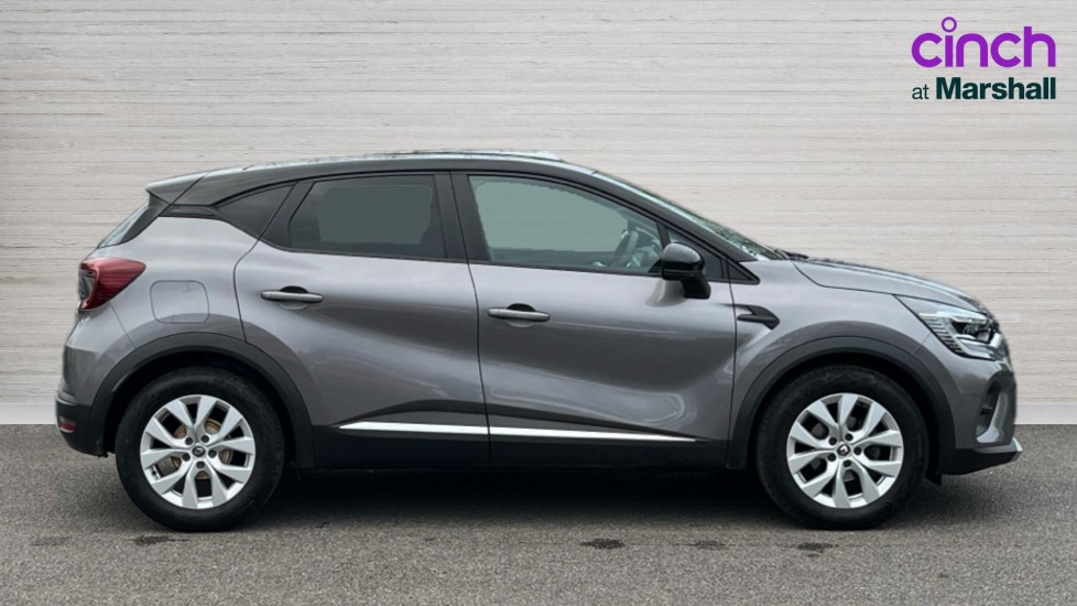 Used Renault Captur 2021 for sale - 76539996: Photo 2