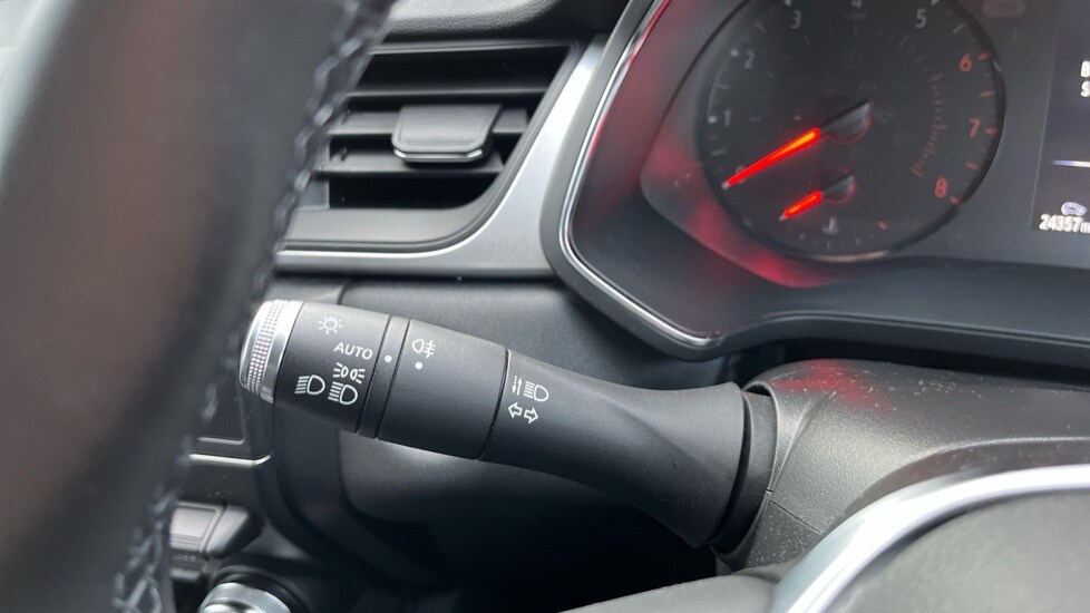 Used Renault Captur 2021 for sale - 76539996: Photo 26