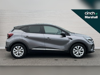 Used Renault Captur 2021 for sale - 76539996: Photo