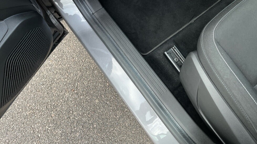 Used Renault Captur 2021 for sale - 76539996: Photo 38