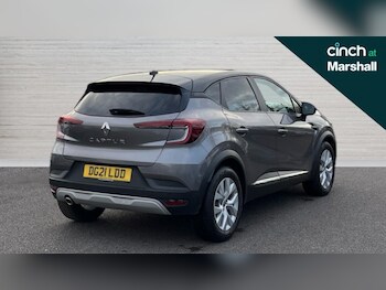 Used Renault Captur 2021 for sale - 76539996: Photo