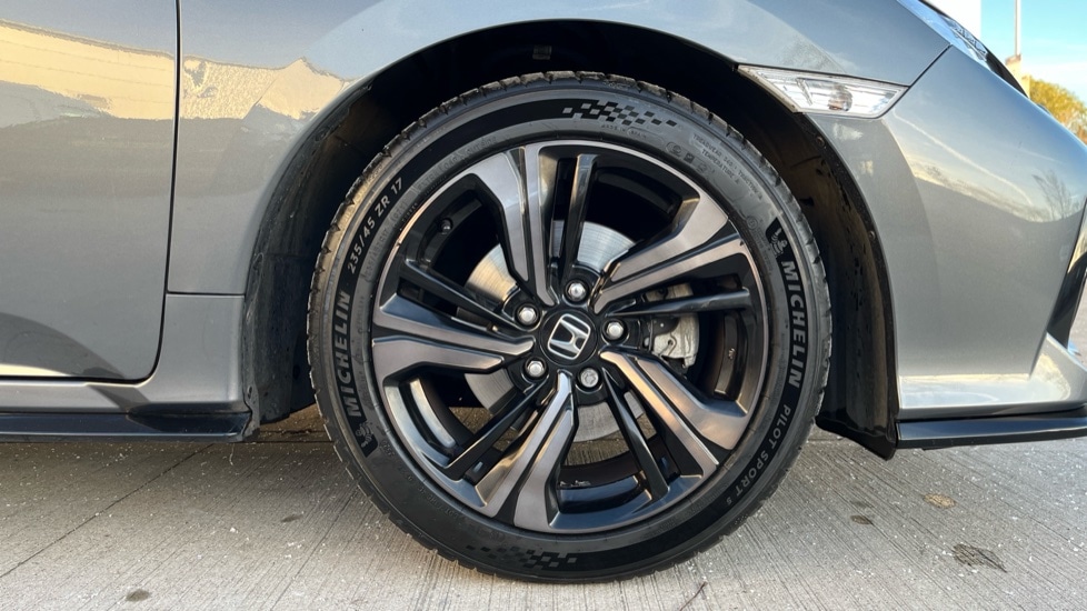 Used Honda Civic 2017 for sale - 76933263: Photo 20