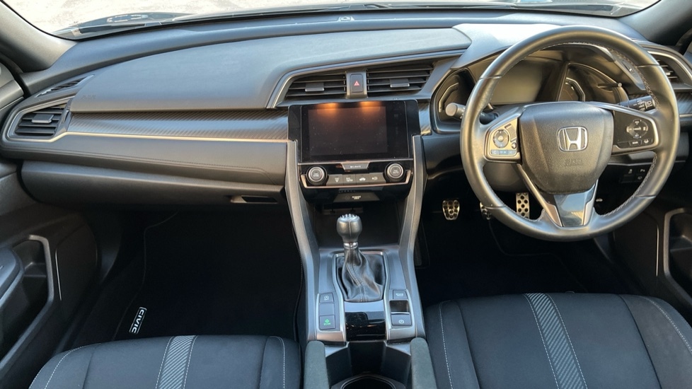 Used Honda Civic 2017 for sale - 76933263: Photo 4