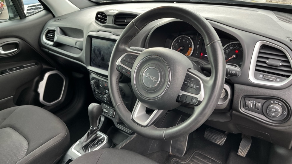 Used Jeep Renegade 2019 for sale - 76519386: Photo 9