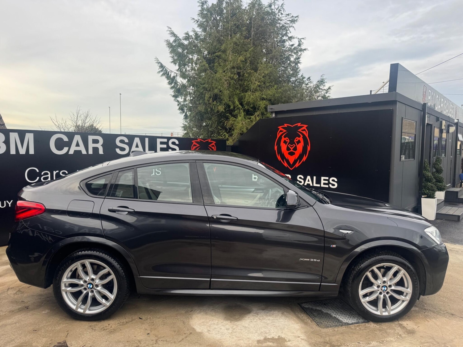 Used BMW X4 2017 for sale - 77015974: Photo 5