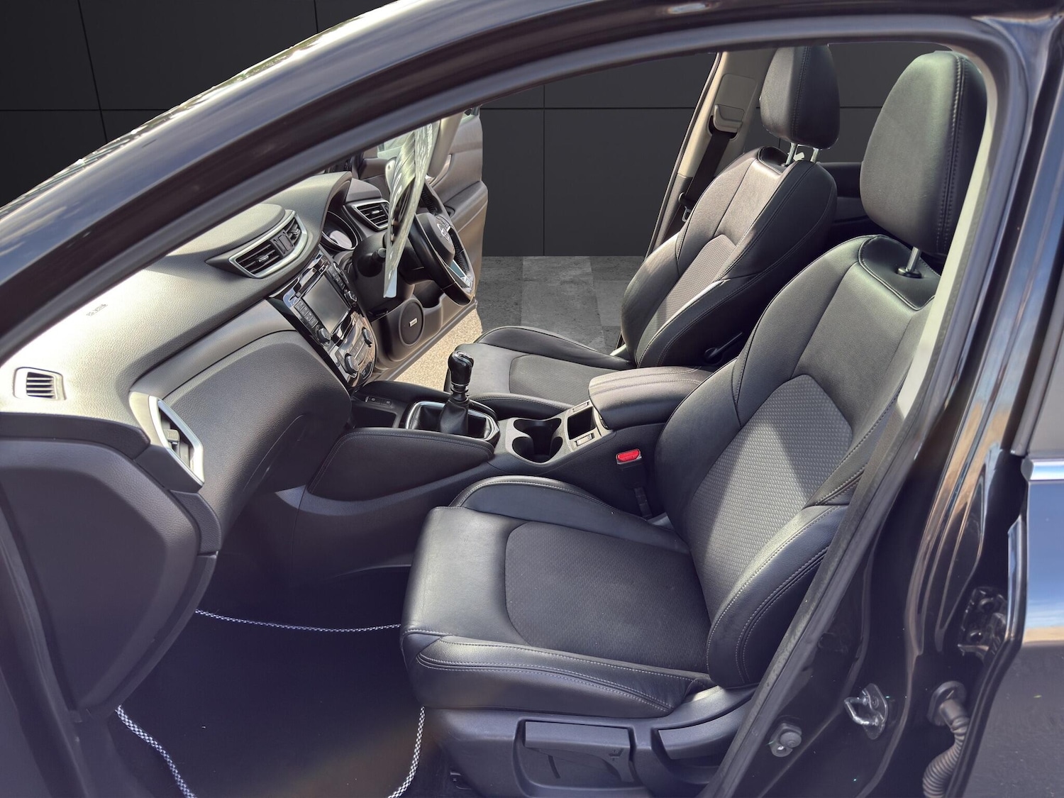 Used Nissan Qashqai for sale - 77825146: Photo 11