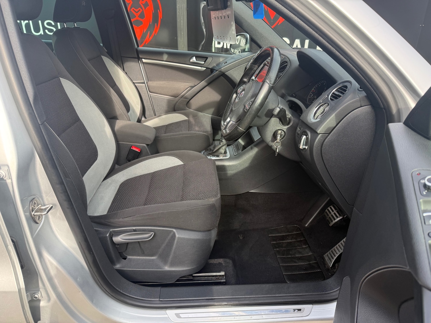 Used Volkswagen Tiguan 2014 for sale - 77482311: Photo 16