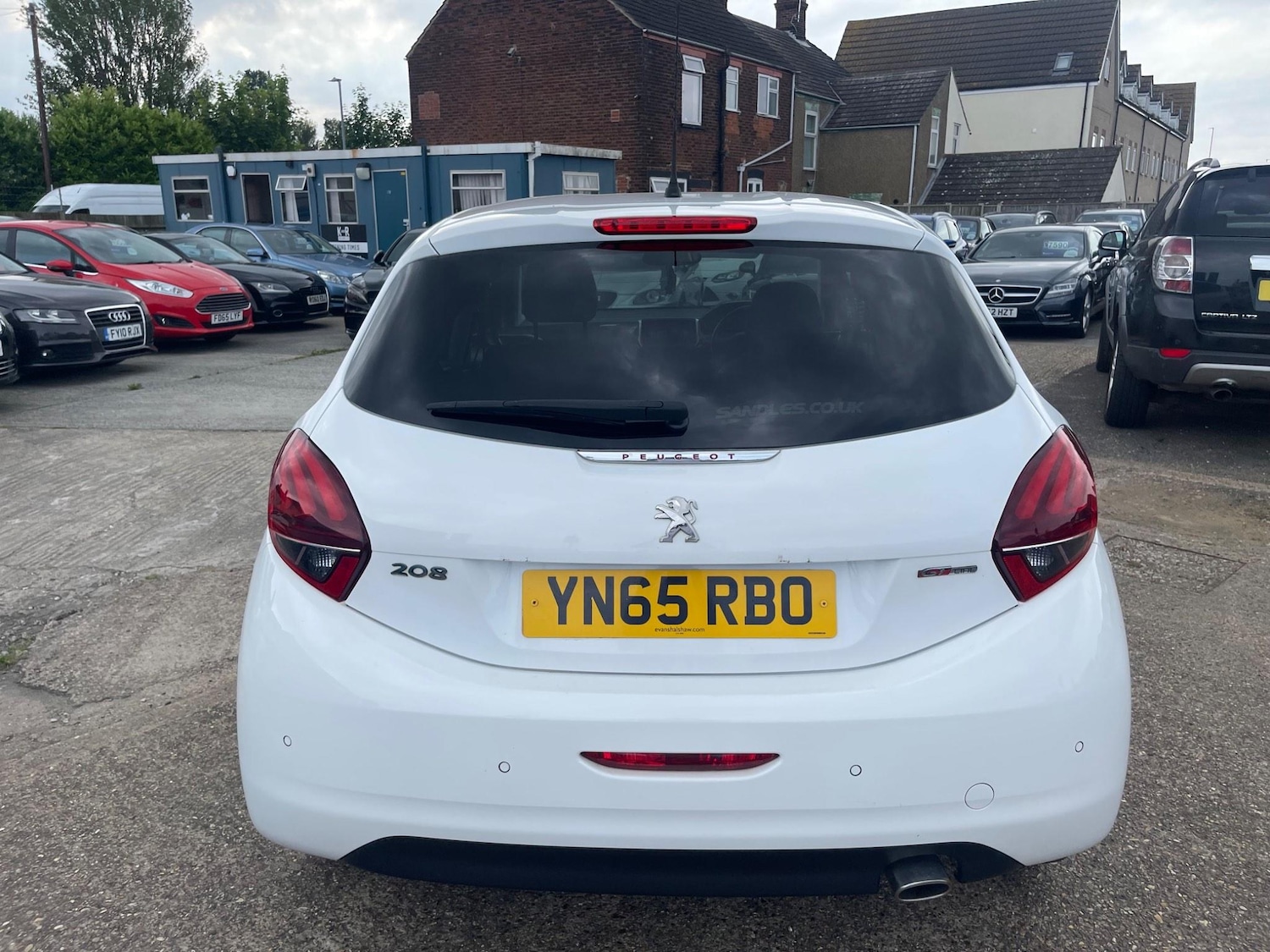 Used Peugeot 208 2015 for sale - 76349716: Photo 6