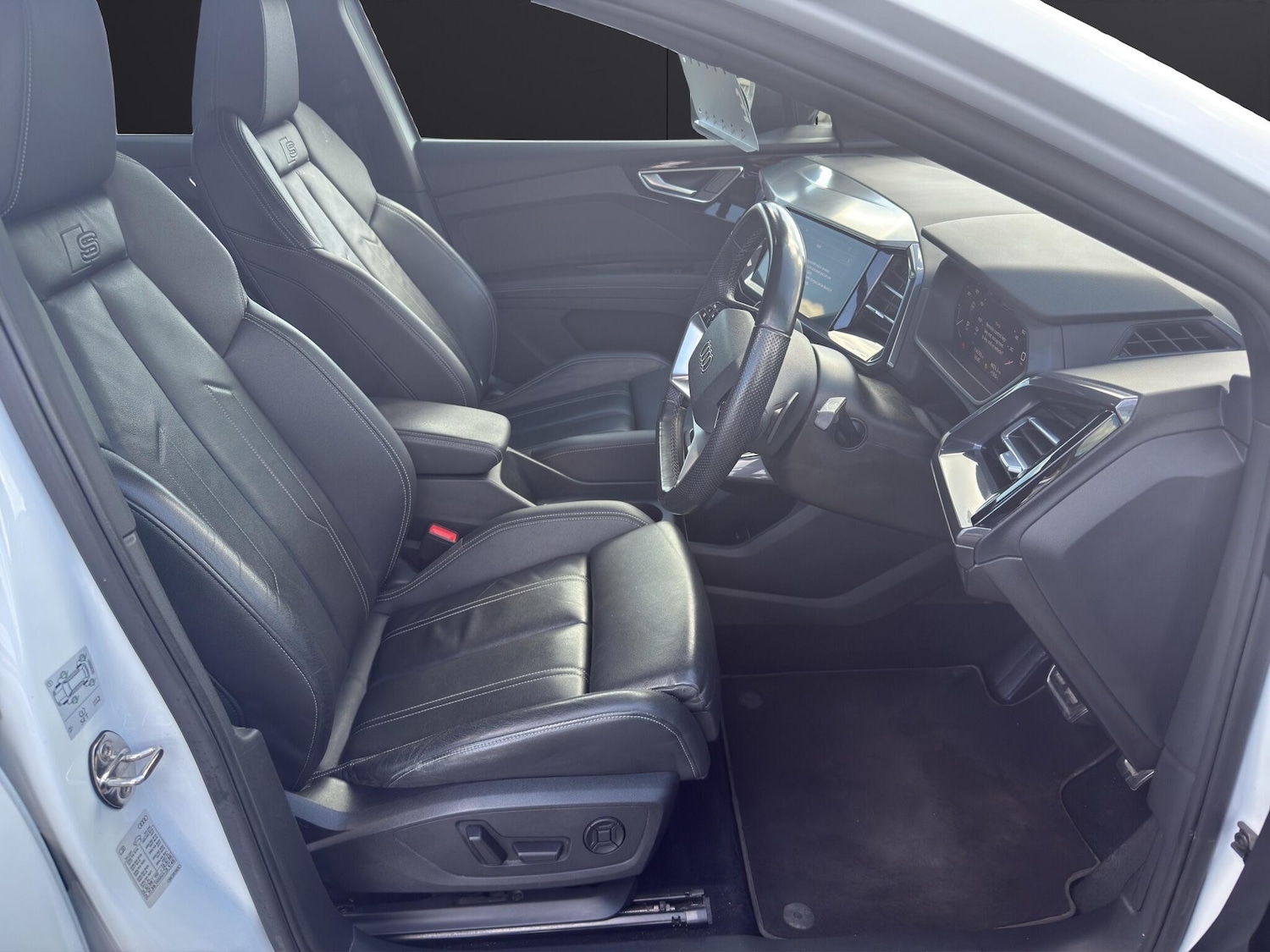 Used Audi Q4 e-tron 2021 for sale - 77993341: Photo 14