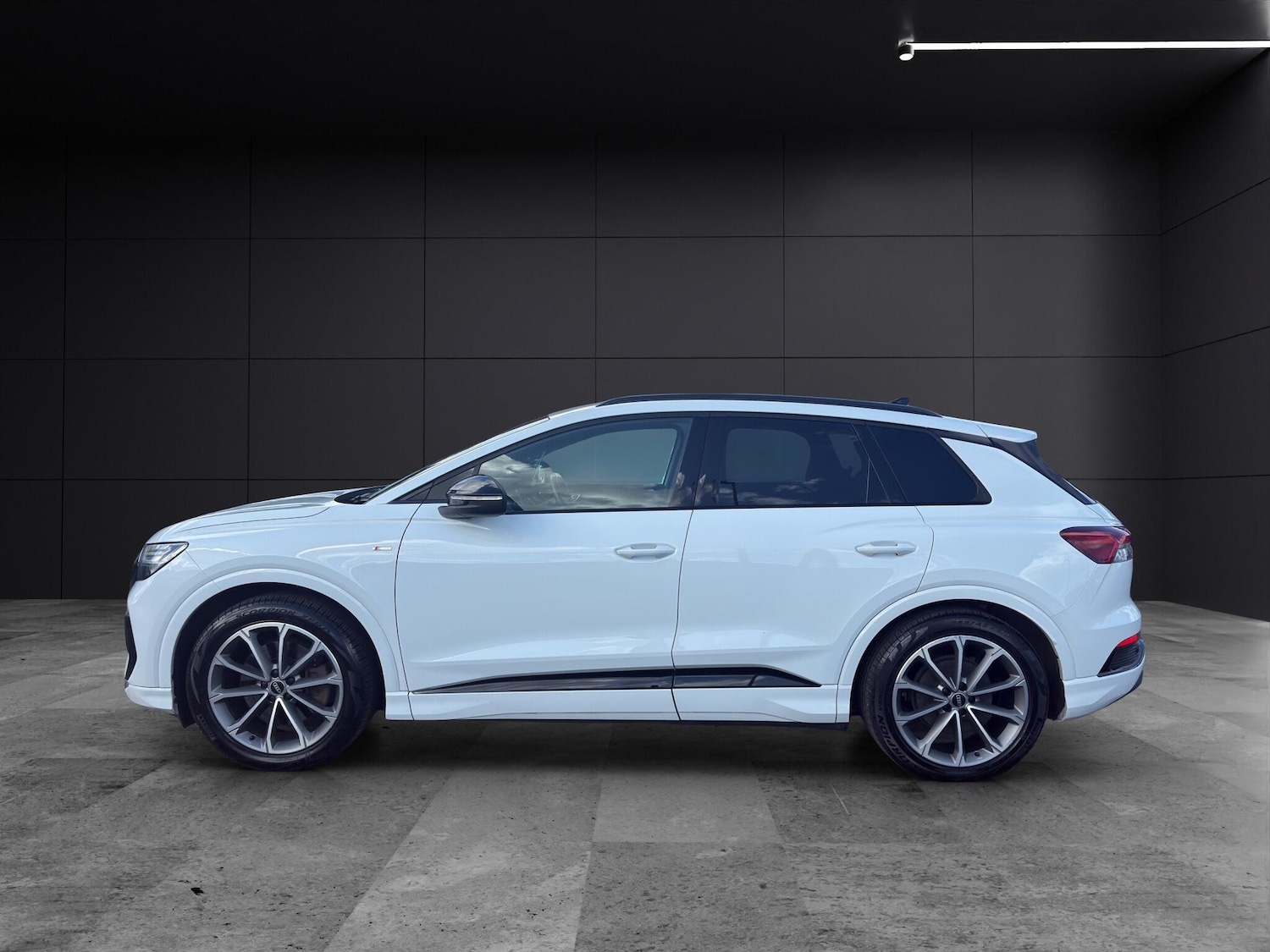 Used Audi Q4 e-tron 2021 for sale - 77993341: Photo 8