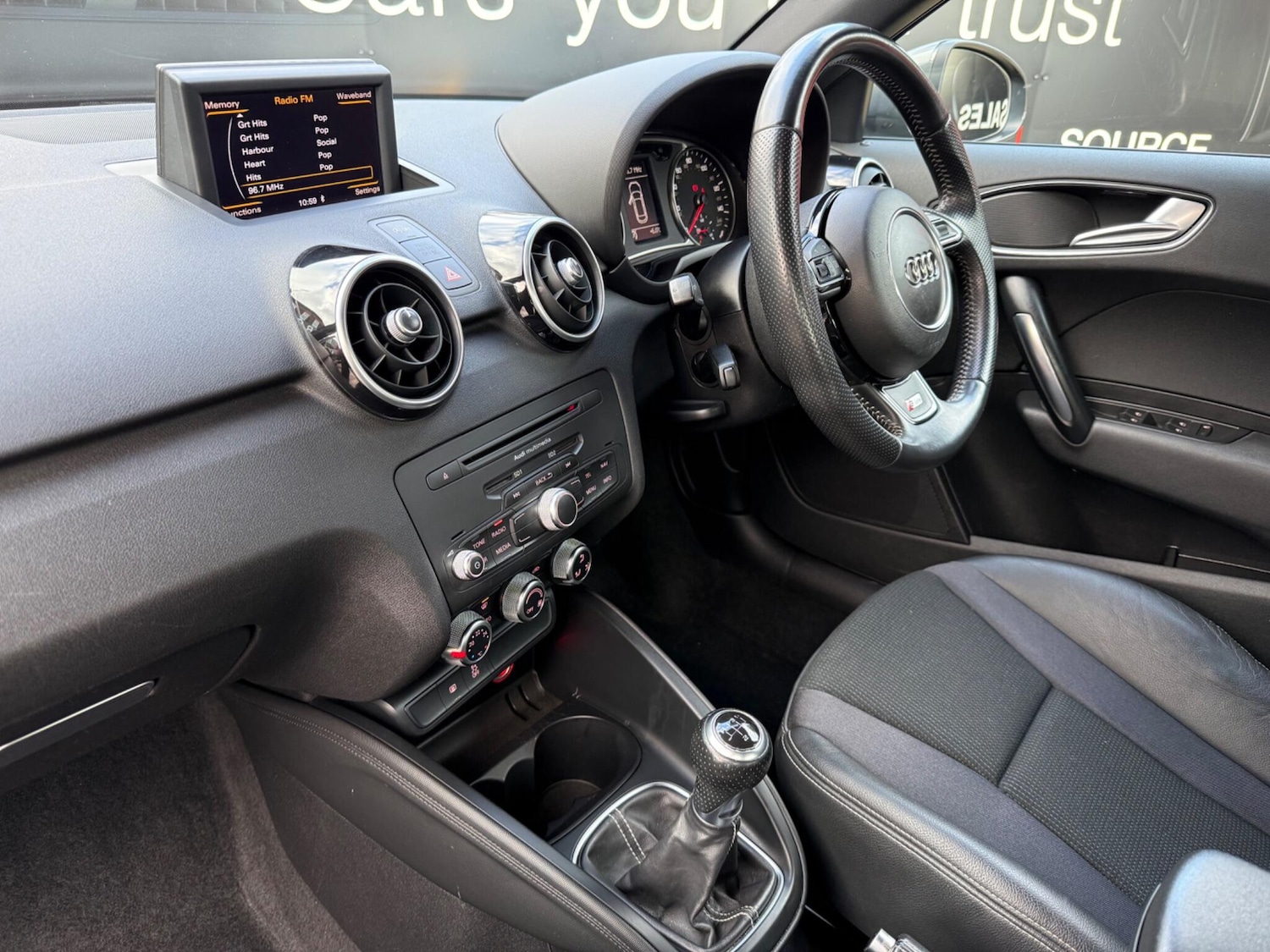 Used Audi A1 2014 for sale - 77633640: Photo 10