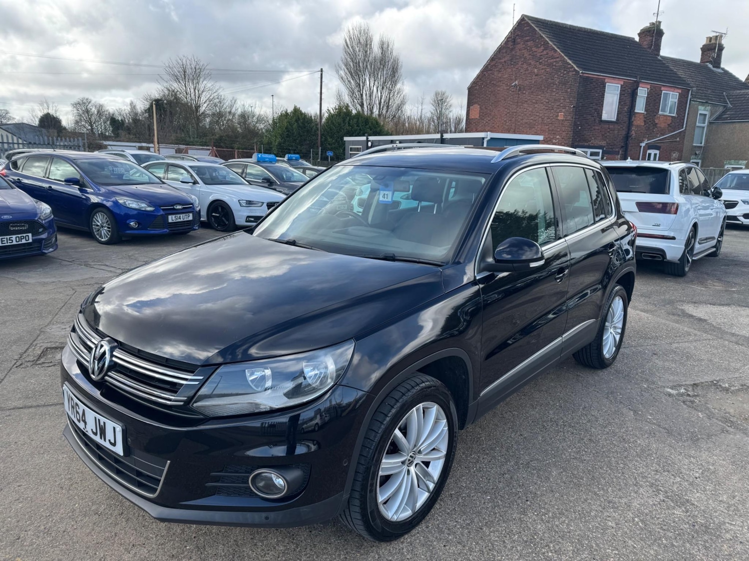 Used Volkswagen Tiguan 2014 for sale - 76349720: Photo 1