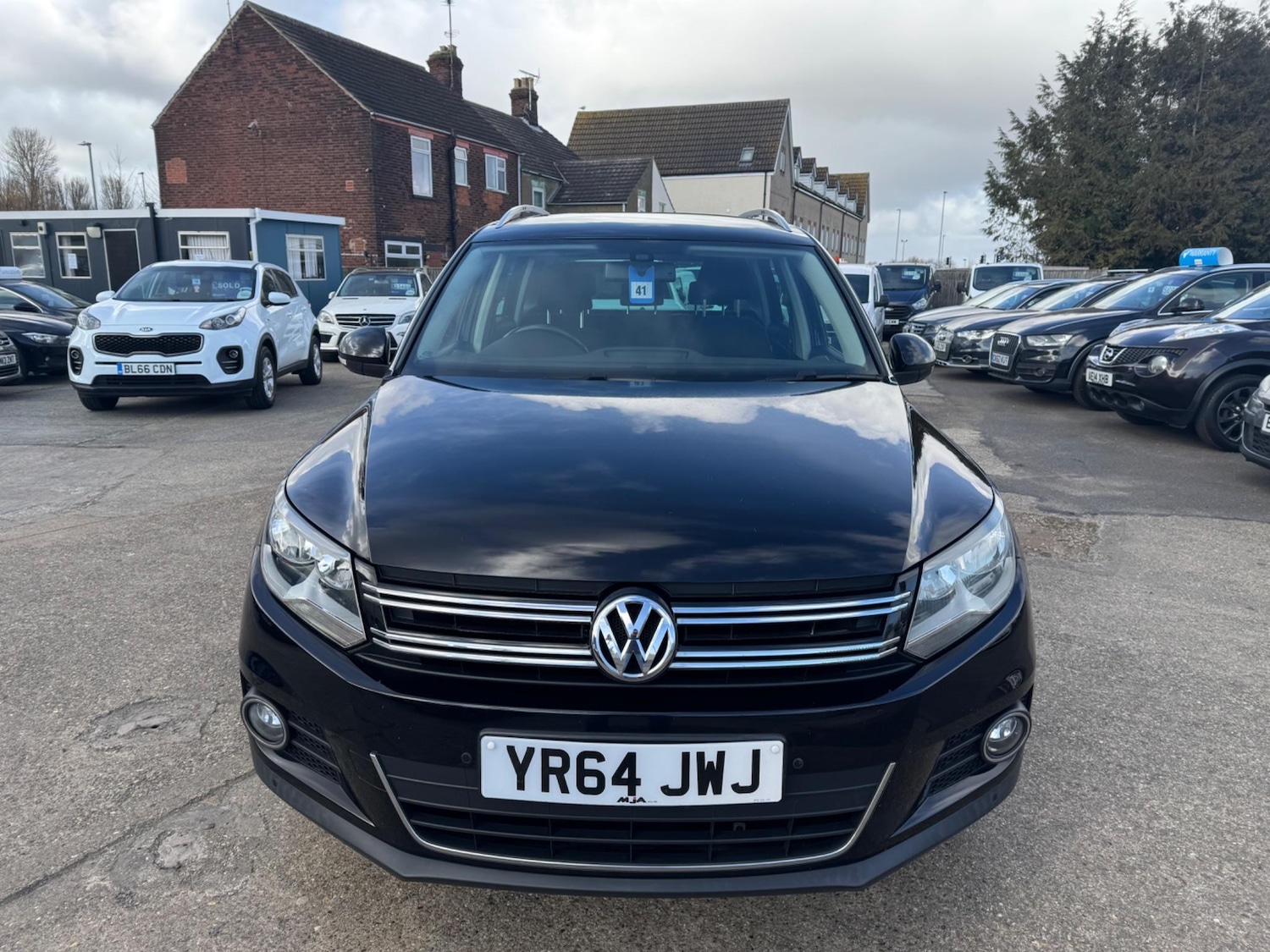 Used Volkswagen Tiguan 2014 for sale - 76349720: Photo 3