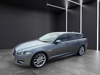 Used Jaguar XF 2014 for sale - 76348840: Photo