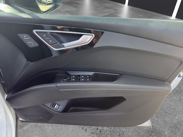 Used Audi Q4 e-tron 2021 for sale - 75760535: Photo 16