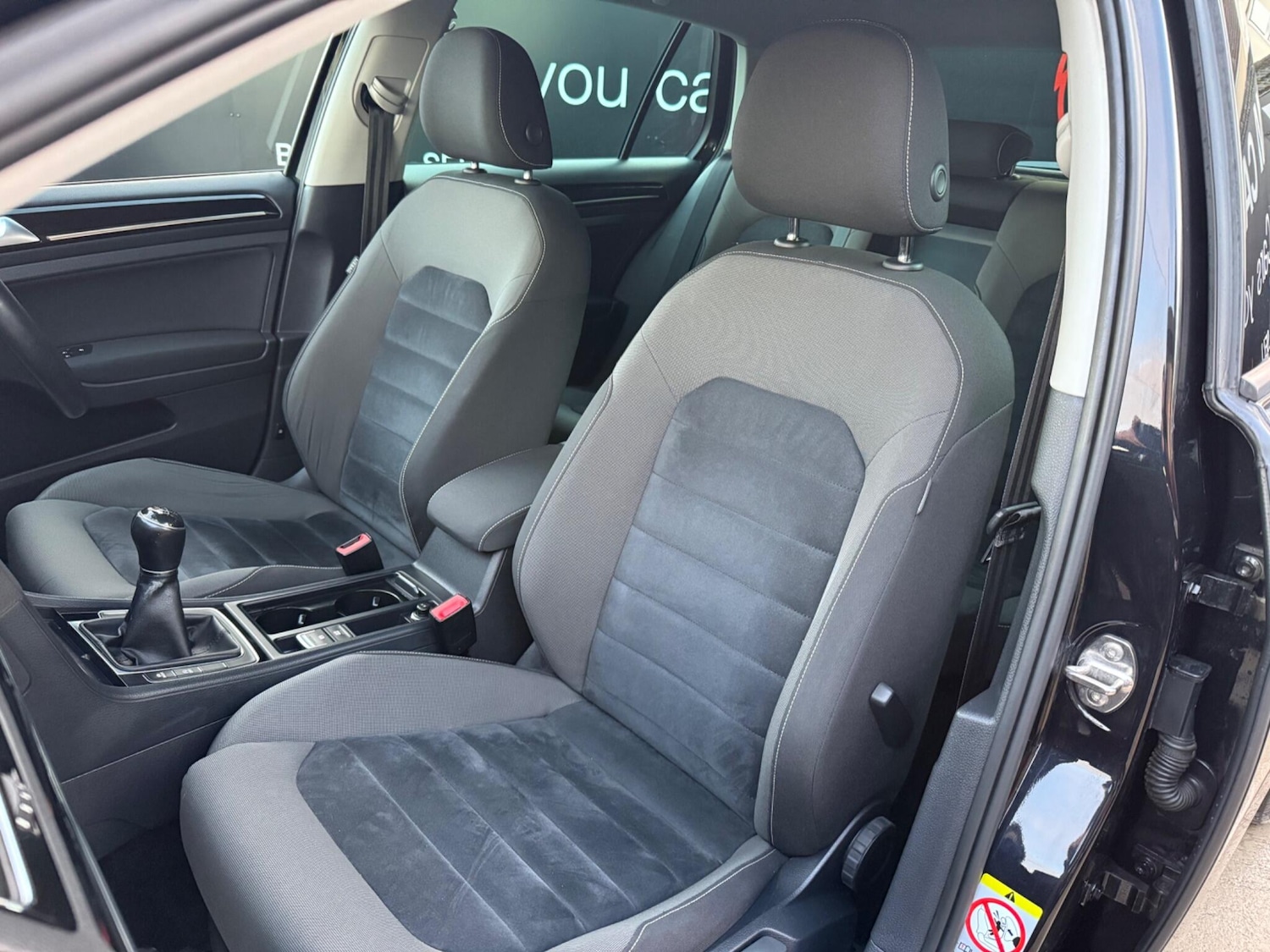 Used Volkswagen Golf 2013 for sale - 76865860: Photo 12