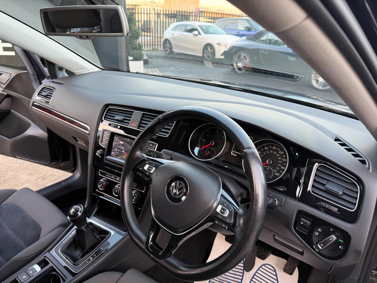 Used Volkswagen Golf 2013 for sale - 76865860: Photo 18