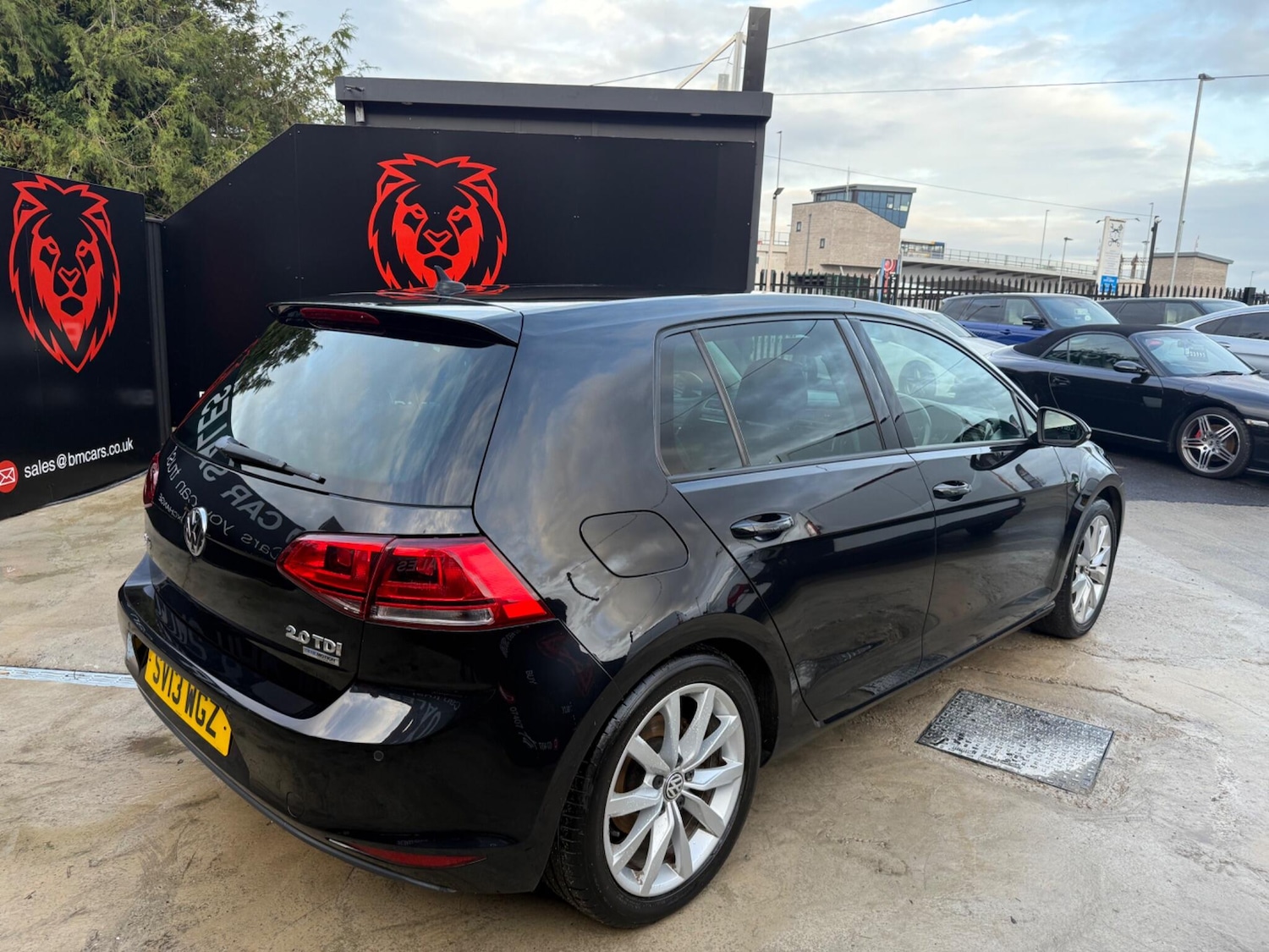 Used Volkswagen Golf 2013 for sale - 76865860: Photo 6