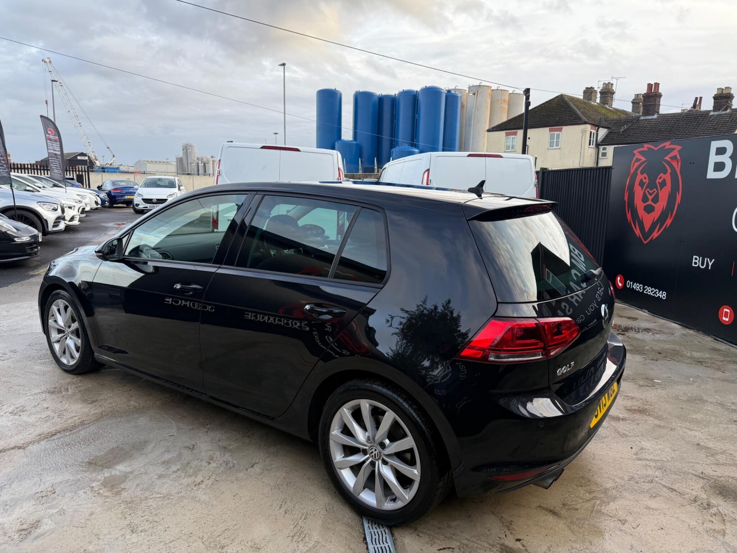 Used Volkswagen Golf 2013 for sale - 76865860: Photo 8