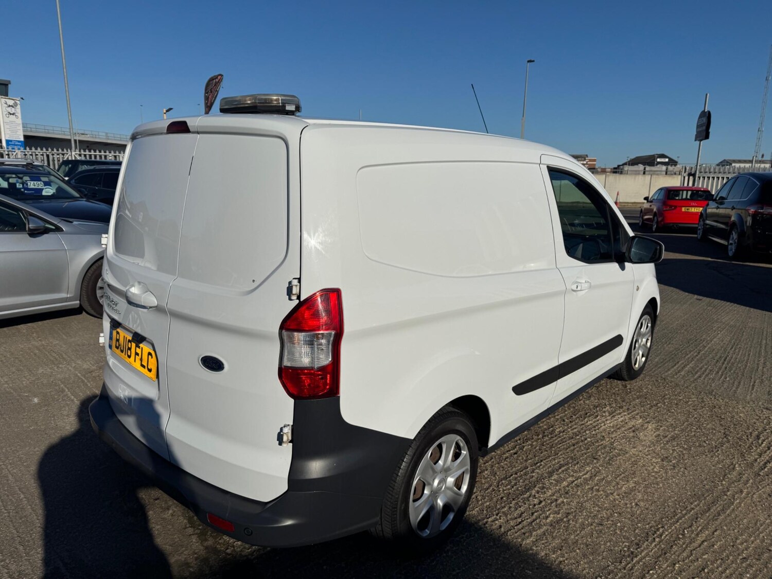 Used Ford Transit Courier 2018 for sale - 76522112: Photo 6