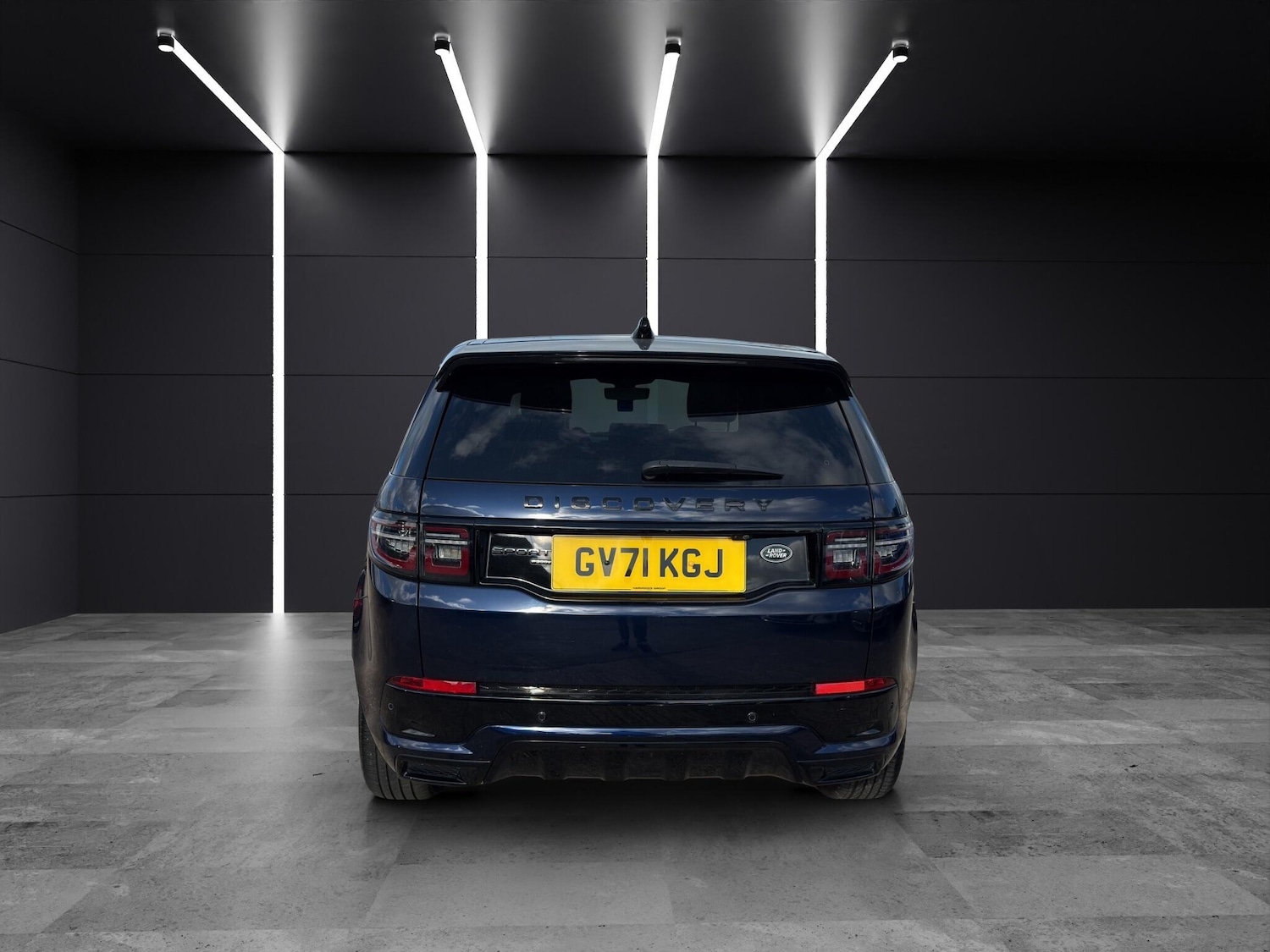 Used Land Rover Discovery Sport 2022 for sale - 76990470: Photo 6