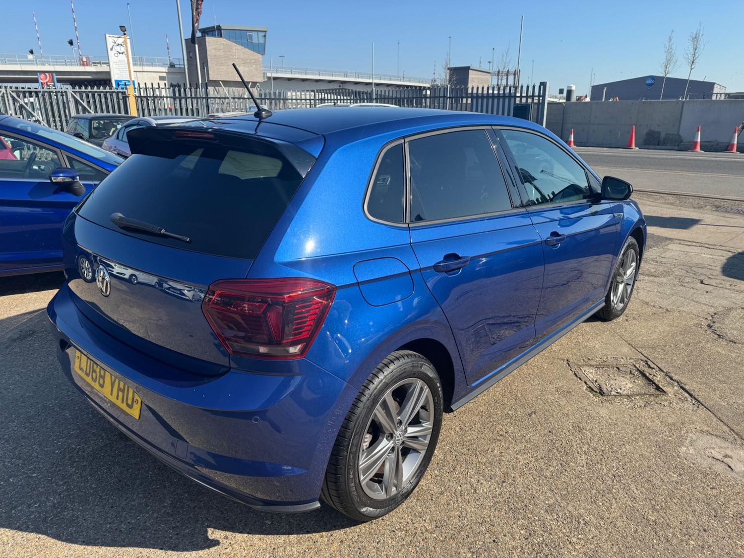Used Volkswagen Polo 2018 for sale - 76993530: Photo 7
