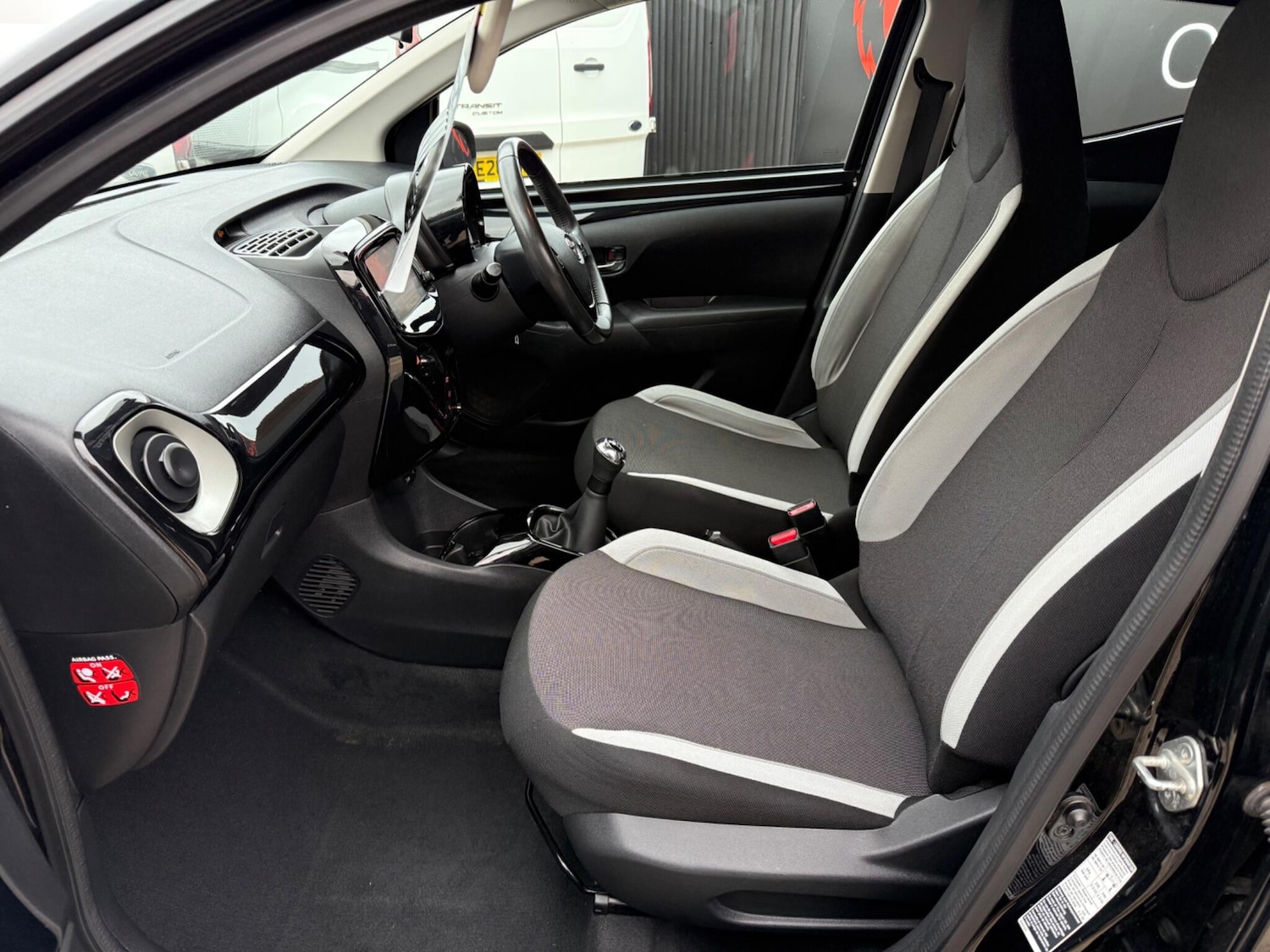 Used Toyota AYGO 2015 for sale - 76964853: Photo 10