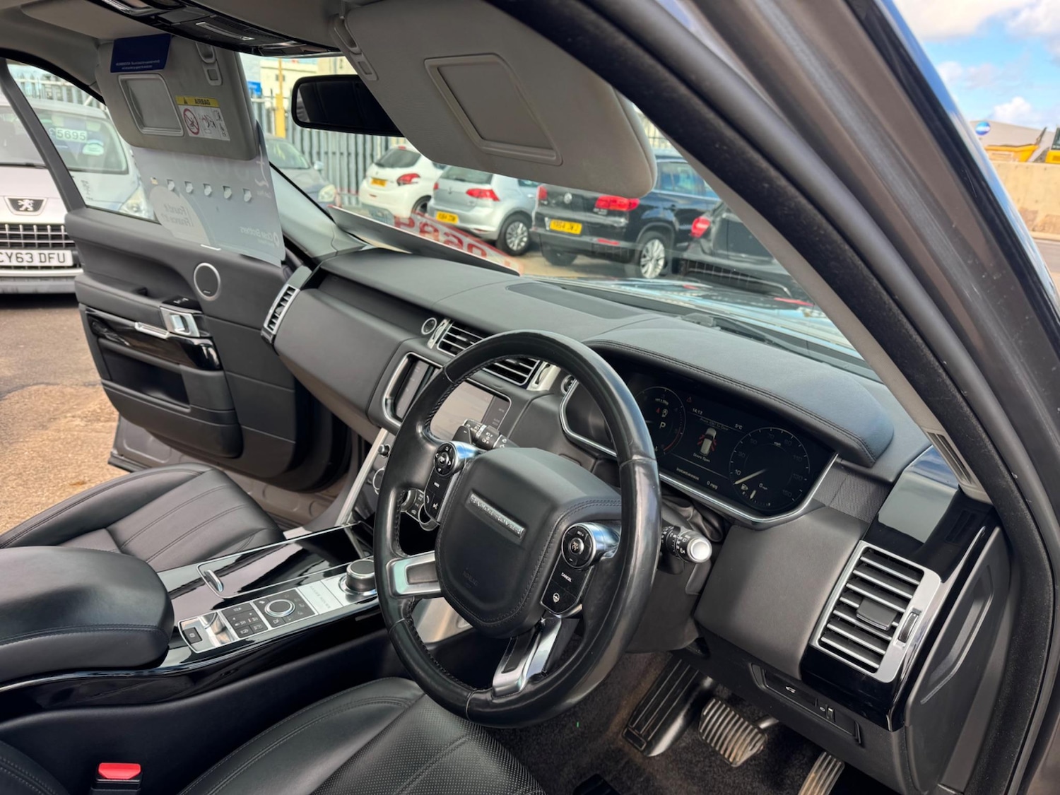 Used Land Rover Range Rover 2015 for sale - 76349608: Photo 16