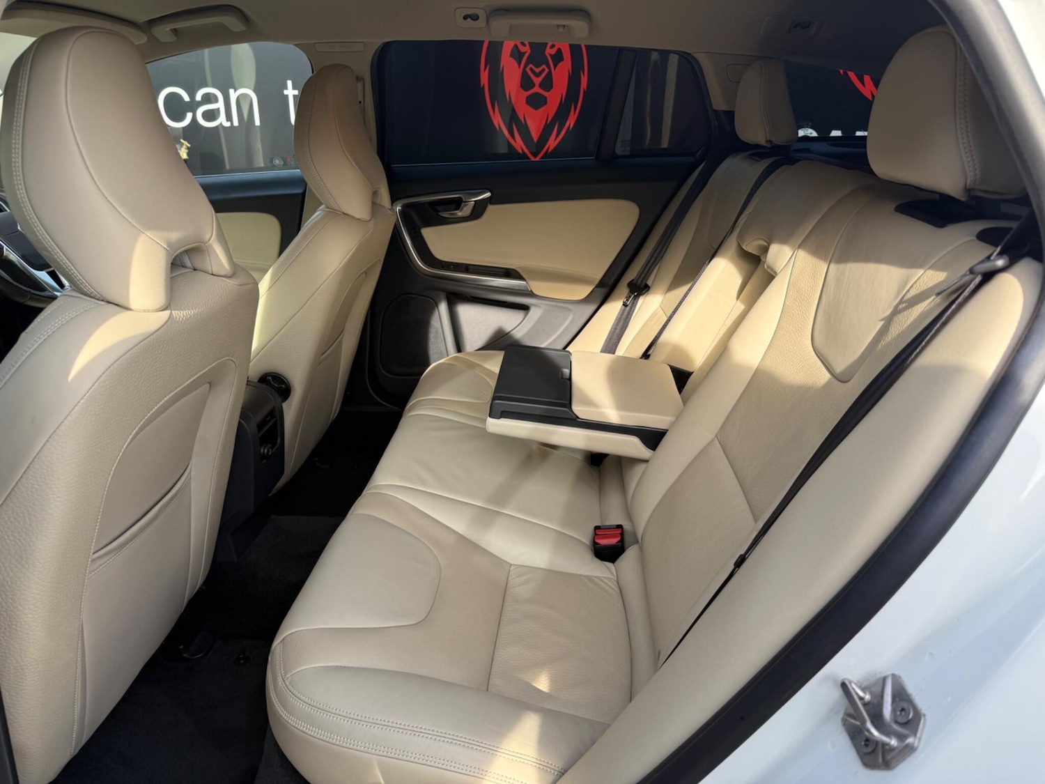 Used Volvo V60 2025 for sale - 77982927: Photo 12