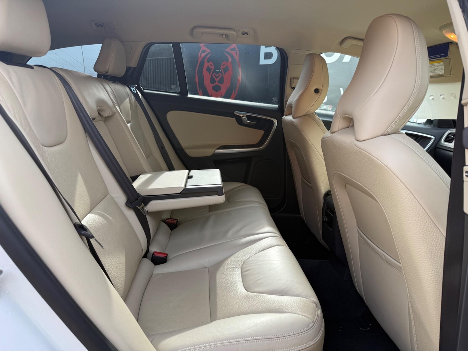 Used Volvo V60 2025 for sale - 77982927: Photo 14