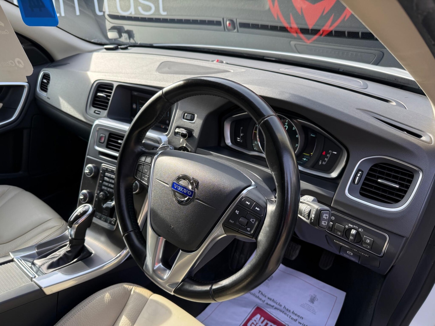 Used Volvo V60 2025 for sale - 77982927: Photo 17