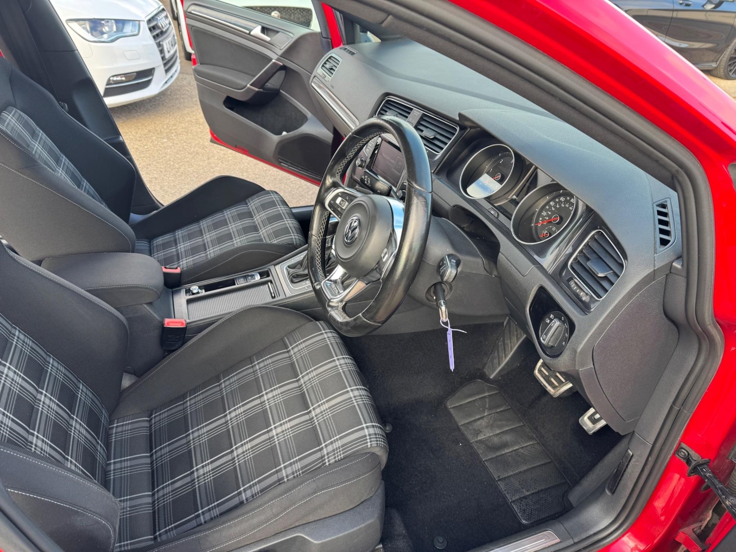 Used Volkswagen Golf for sale - 76729049: Photo 17