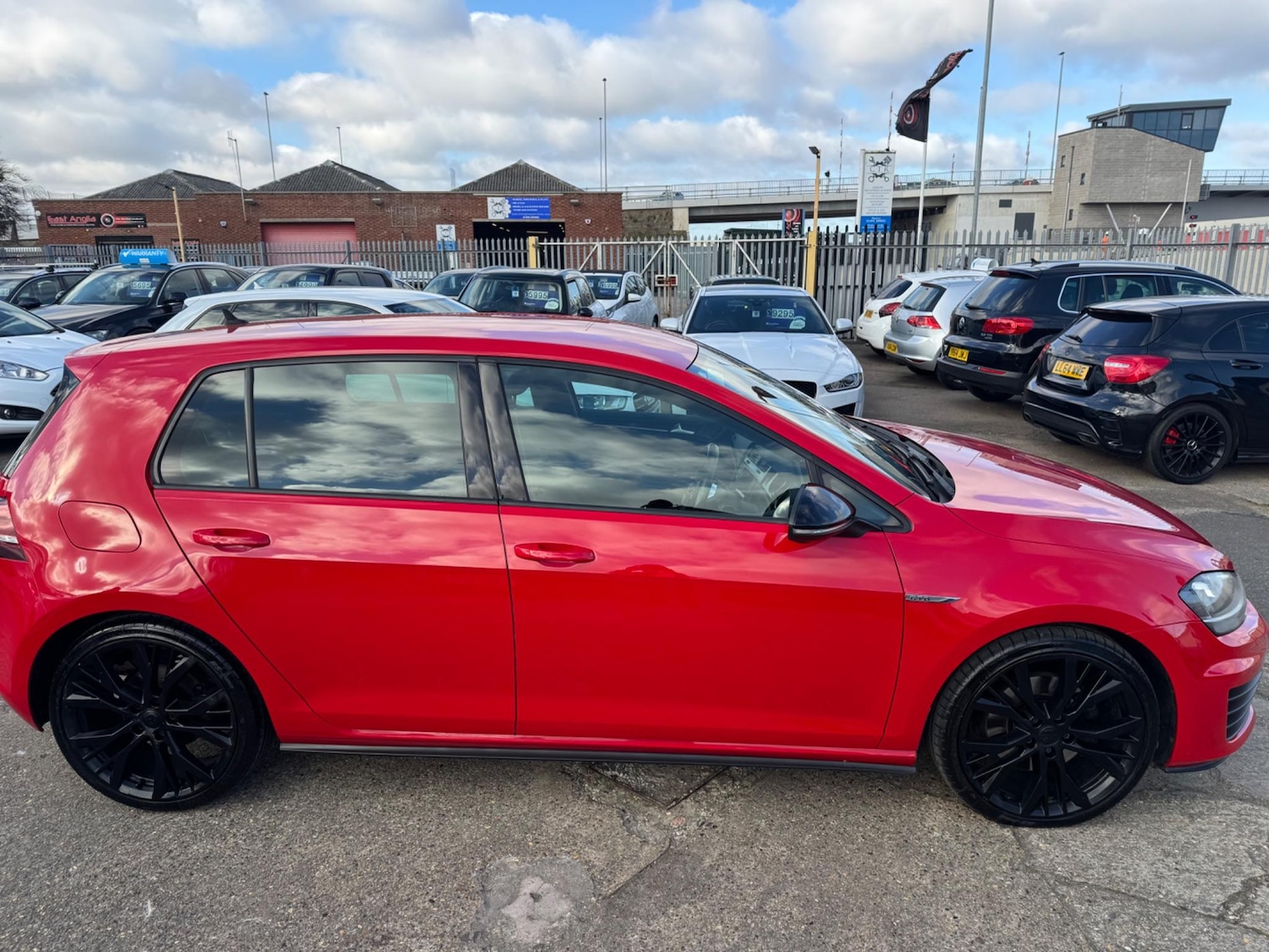 Used Volkswagen Golf for sale - 76729049: Photo 5