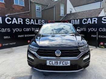 Used Volkswagen T-Roc 2019 for sale - 79076194: Photo
