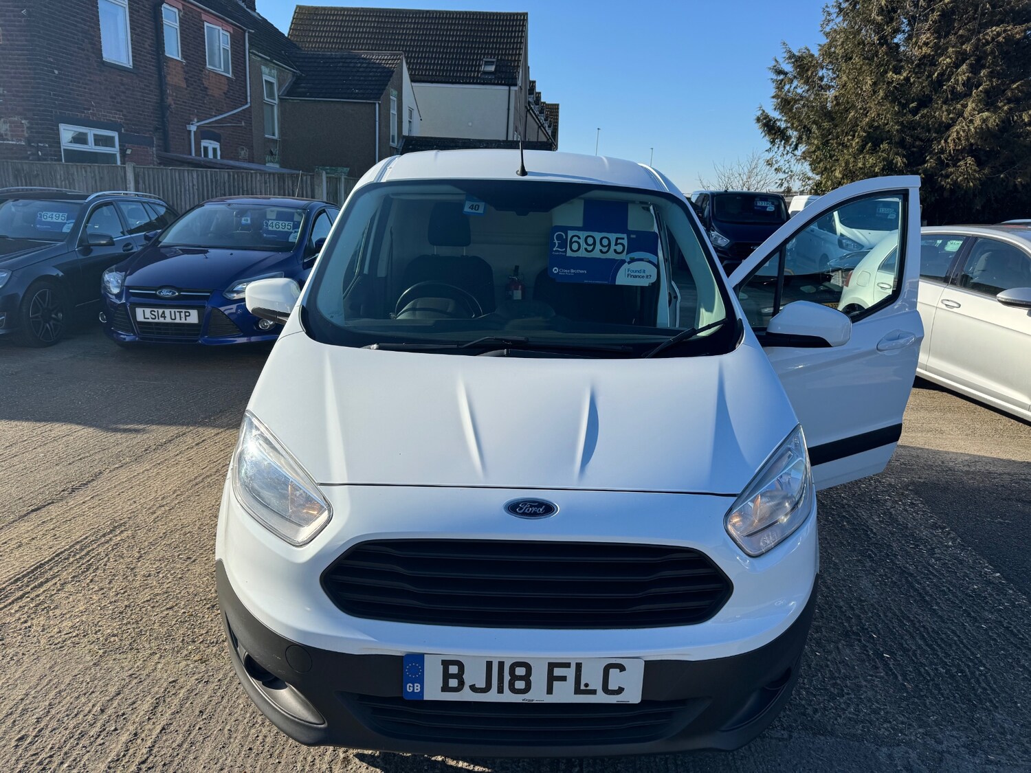 Used Ford Transit Courier 2018 for sale - 74343469: Photo 3