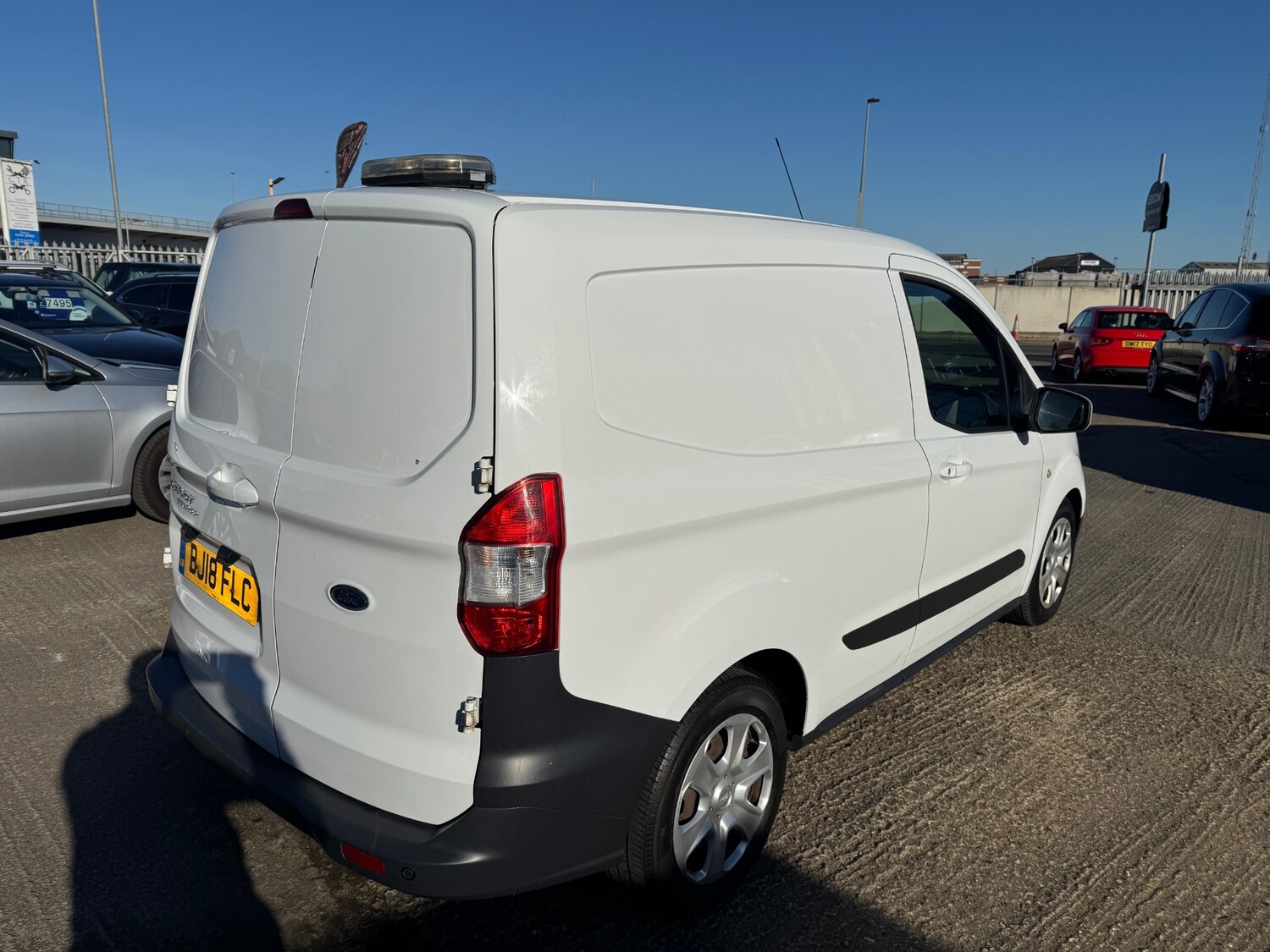 Used Ford Transit Courier 2018 for sale - 74343469: Photo 7