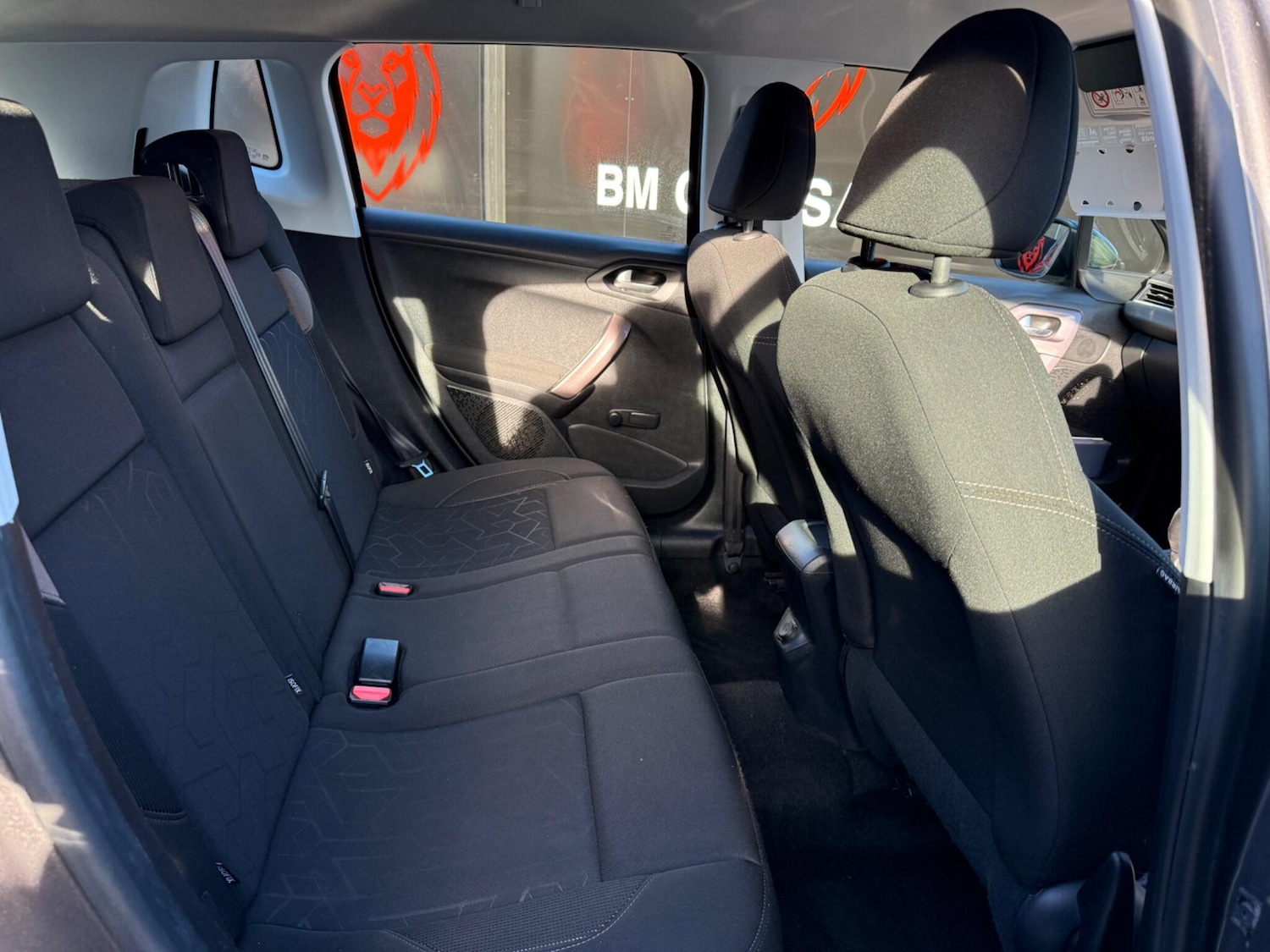 Used Peugeot 2008 2014 for sale - 77793369: Photo 12