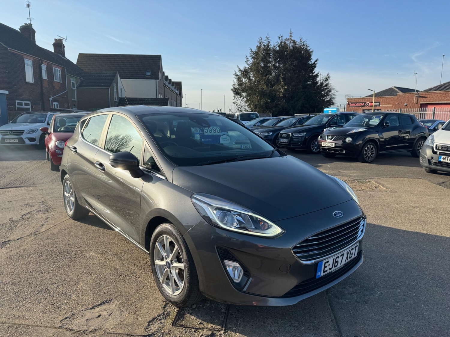 Used Ford Fiesta 2017 for sale - 76832839: Photo 1