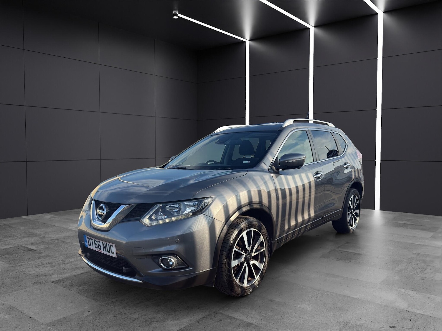 Used Nissan X-Trail 2017 for sale - 76380733: Photo 2